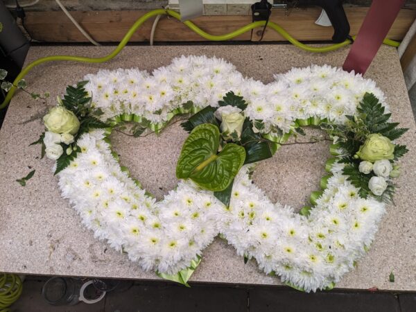 Same‑day flower delivery bouquet handcrafted by Pints & Petals, local florist in Wigan and Bolton