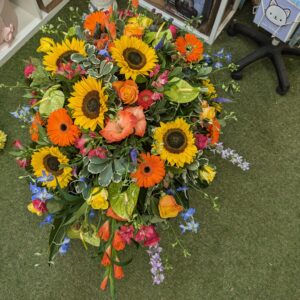 Vibrant Casket spray